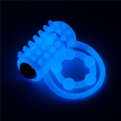 Голубое, светящееся в темноте виброкольцо Lumino Play Vibrating Penis Ring - Lovetoy - в Салавате купить с доставкой