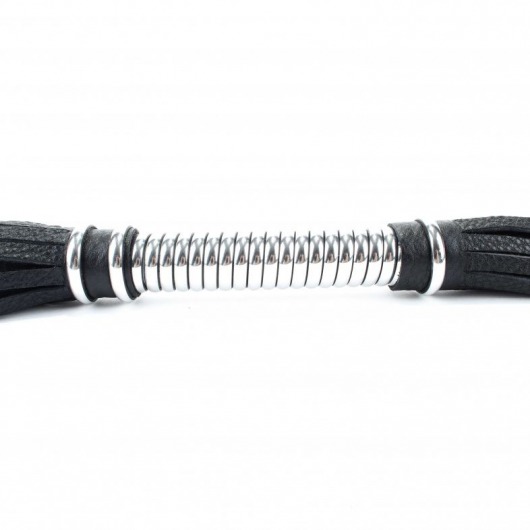 Черная длинная плеть с серебристой ручкой - 56 см. - БДСМ Арсенал - купить с доставкой в Салавате